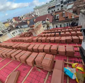 Покривни ремонти и навеси