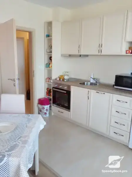 Cleaning offices and homes Shine and clean your home