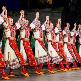Индивидуални уроци по народни танци