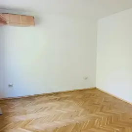 Ремонтни дейности за дома и офиса 