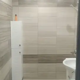 Майстор - шпакловка , боядисване, баня и подови настилки 