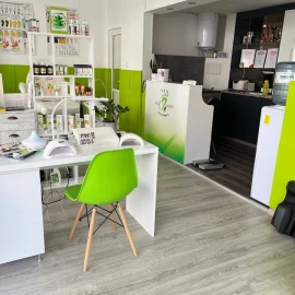Therapeutic pedicure, manicure and making of individual insoles
