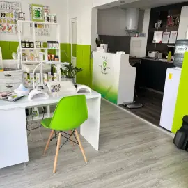 Therapeutic pedicure, manicure and making of individual insoles