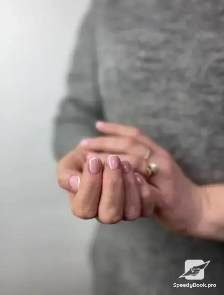 Маникюрша Бургас