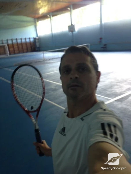 Тренировки по теннису. У меня есть карта Multisport.
