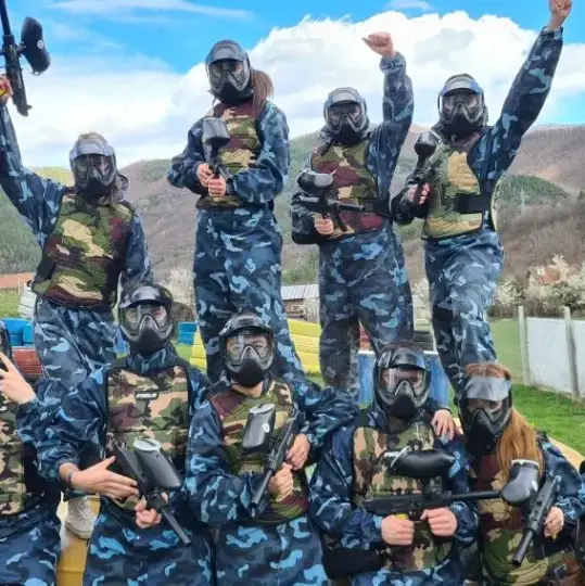 Пейнтбольное поле в Правеце