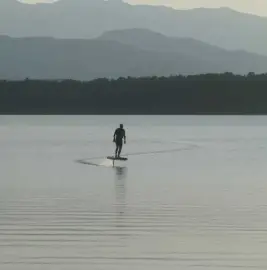 e-foil / waterplane / e-surfing lessons