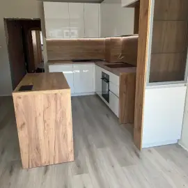 Мебели по поръчка