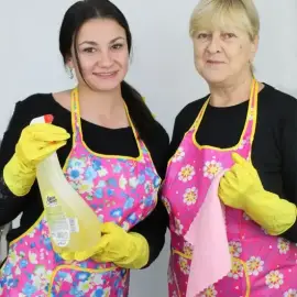Почистване на домове,офиси и други.