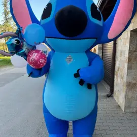 Surprise with Giant Stitch!