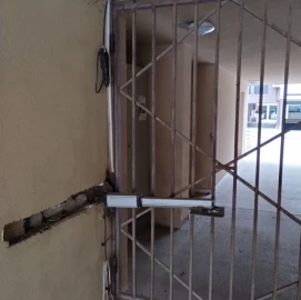 Repair of entrance metal, armored and interior doors