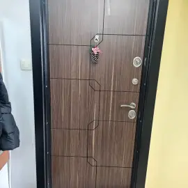 Ремонт входных металлических, бронированных и межкомнатных дверей