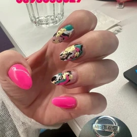 Manicure, Pedicure, Frizor "House of beauty".