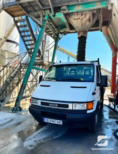 Транспортни услуги със самосвал до 3,5 т.