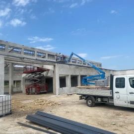 Метални конструкций на Халета