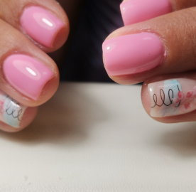 Маникюр и педикюр Nail's Beauty Heaven.