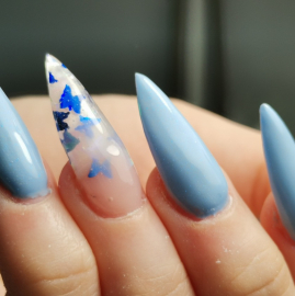 Маникюр и педикюр Nail's Beauty Heaven.