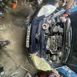 Headlight polishing and installation of PPF protective film