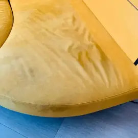 Washing of upholstered furniture and carpets