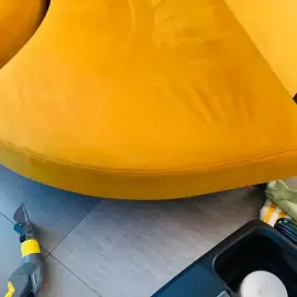 Washing of upholstered furniture and carpets