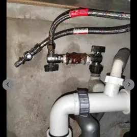 Извлечение сломанного или разбитого крана из стены, трубы, резьбы