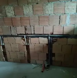 Предлагам ВиК услуги за градВарна