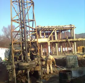 Бурение на воду Лом