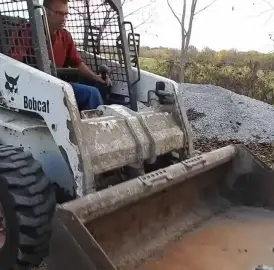 Услуга с бобкат.