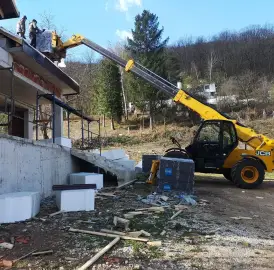 Услуги с челен телескопичен товарач