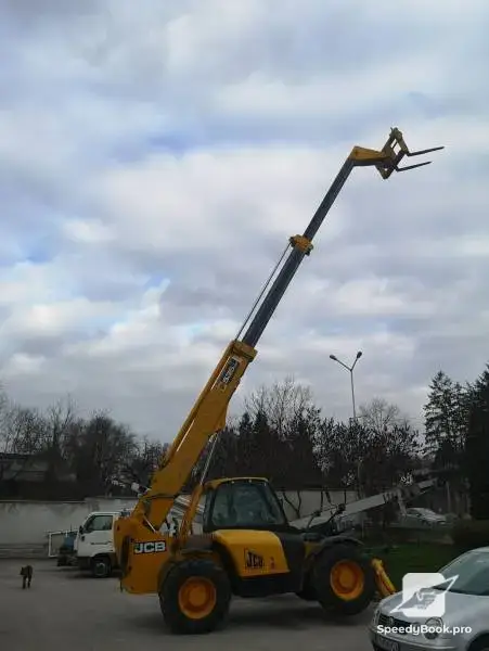 Services with a telescopic front loader