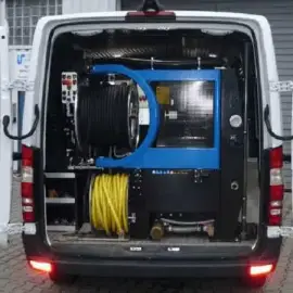 Professional unclogging of channels