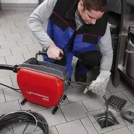 Professional unclogging of channels