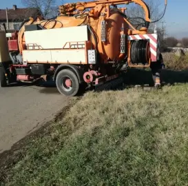 Drain unclogging, septic tank cleaning, video diagnostics