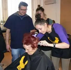 Фризьорски курсове в София, курс за фризьори, курс фризьорство, фризьо