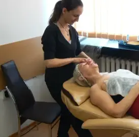 Курс по козметика, козметични курсове и обучение на козметици