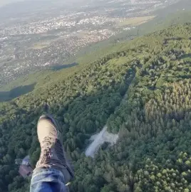 Курс по парапланеризъм в София, продажба на парапланери и екипировка