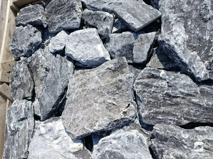 Сив стенен камък гнайс (rock face) - за зидове и огради