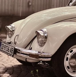 Retro car rental for events