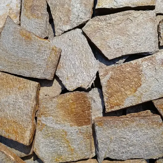 🪨 Gneiss Metallic - uncut slabs with crystal shine | for cladding and flooring