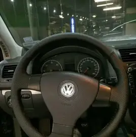 Steering wheel trim