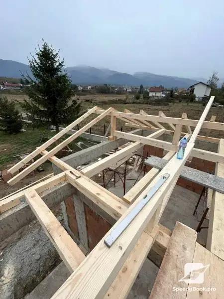 ТОПпокриви-ремонт и изграждане на покриви и навеси